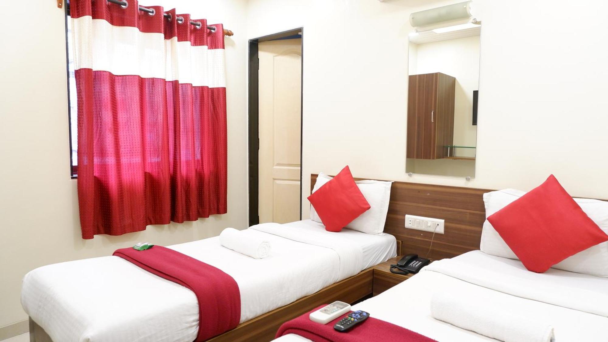 Hotel Briteway Bombaim Exterior foto
